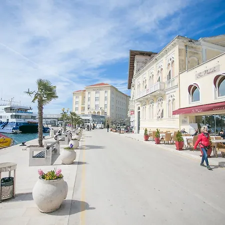 App. Fiorela Porec